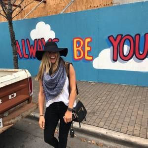 Meet your Posher, Michelle